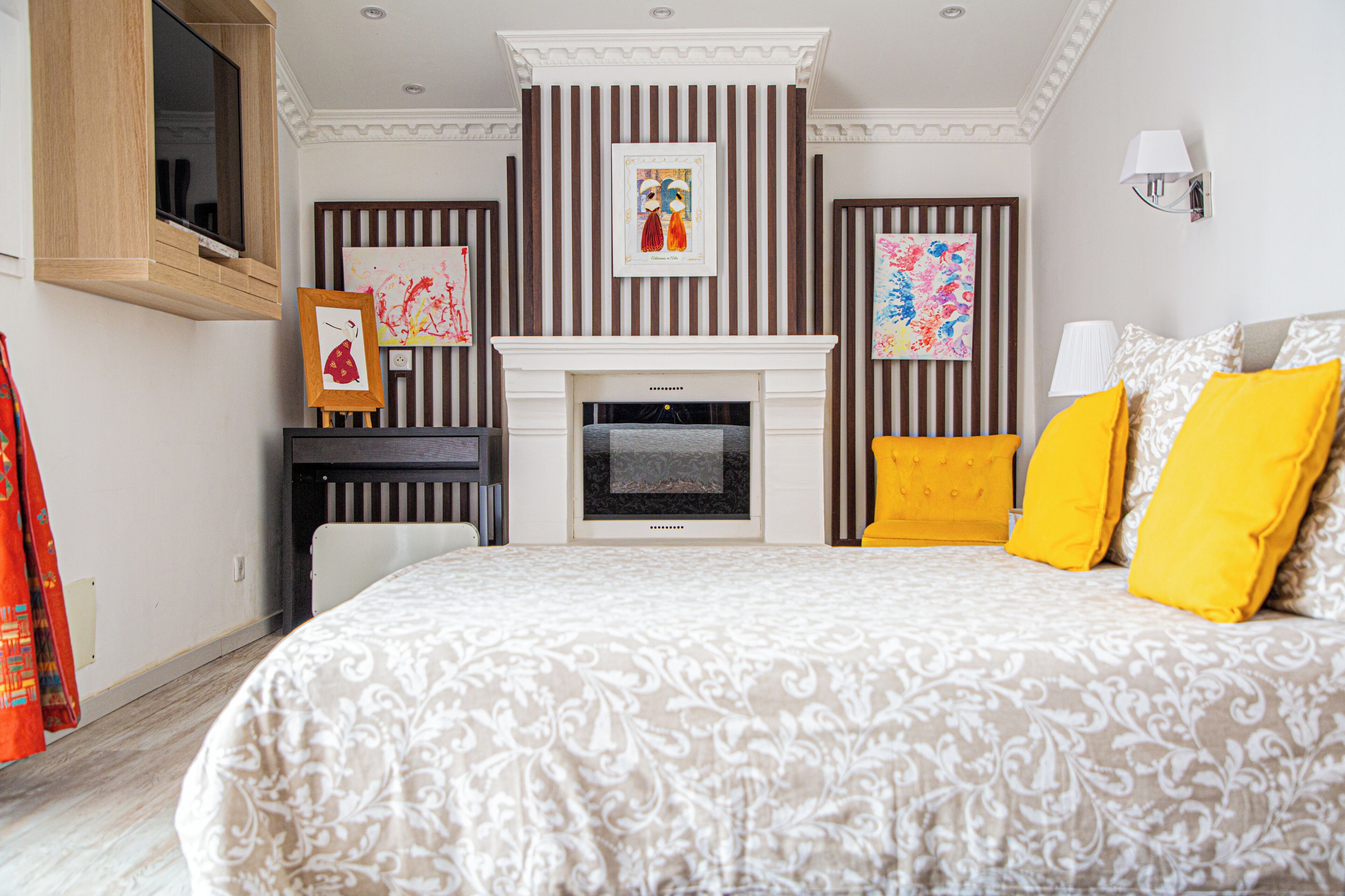 1 habitación, tabla de planchar con plancha, wifi y ropa de cama 