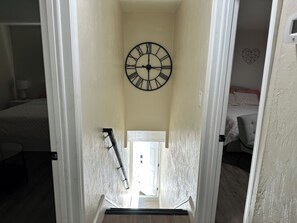 2 bedrooms, iron/ironing board, travel cot, free WiFi