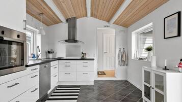 Fridge, microwave, dishwasher, coffee/tea maker