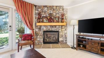 Smart TV, fireplace, table football