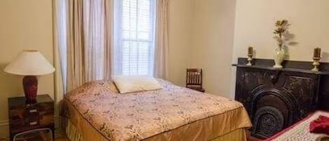 2 soverom, strykejern/-brett, wi-fi og sengetøy