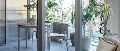 Appartement Supérieur, non-fumeurs, balcon | Terrasse/Patio