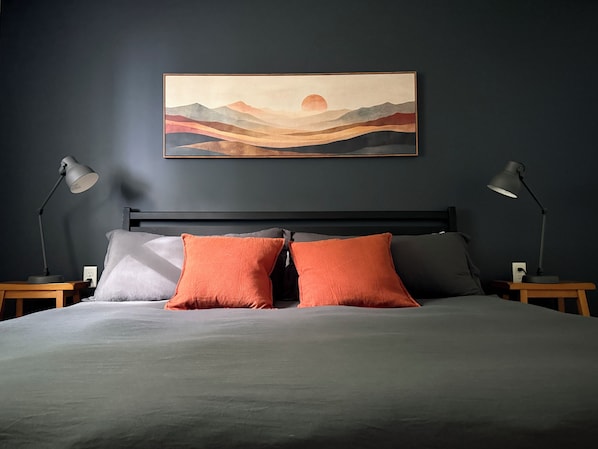2 bedrooms, WiFi, bed sheets