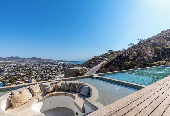 Pool - Luxury 3BR Condo in Pedregal (Cabo San Lucas)