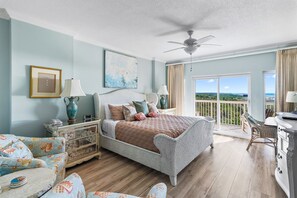 3 bedrooms, desk, iron/ironing board, travel crib - 3 BD/3 BA Unit - Gorgeous Gulf Views w/Beach Access (Miramar Beach)