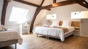 1 slaapkamer, een strijkplank/strijkijzer, gratis wifi, beddengoed