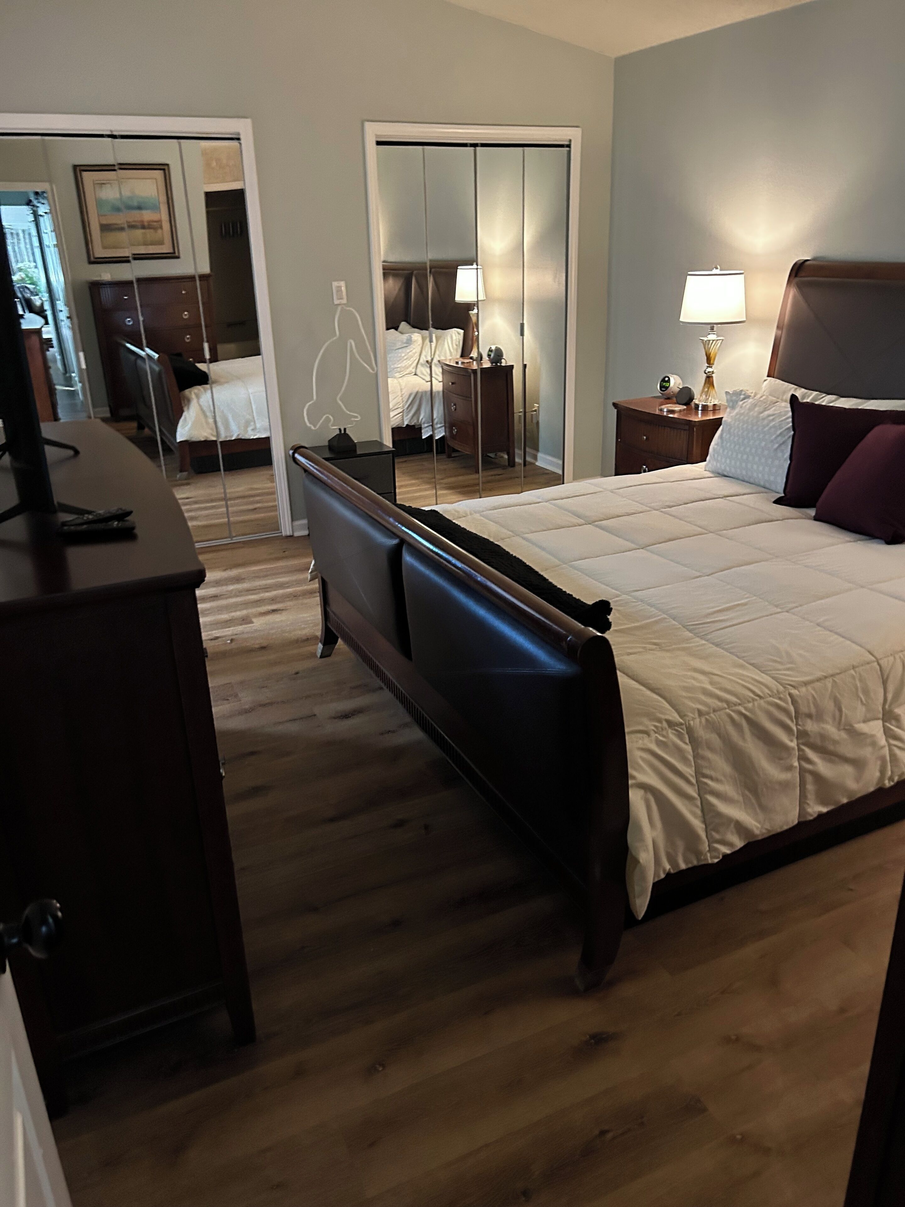 3 chambres, fer et planche à repasser, Wi-Fi, draps fournis