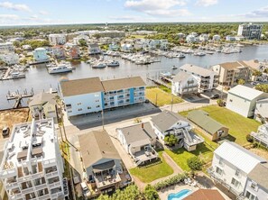 Exterior - CB Surf House|Charming Beach House 2mins to Beach (Carolina Beach)