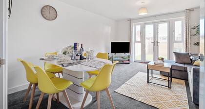 Coastal Escape - Folkestone Retreat, Free parking/Great location!