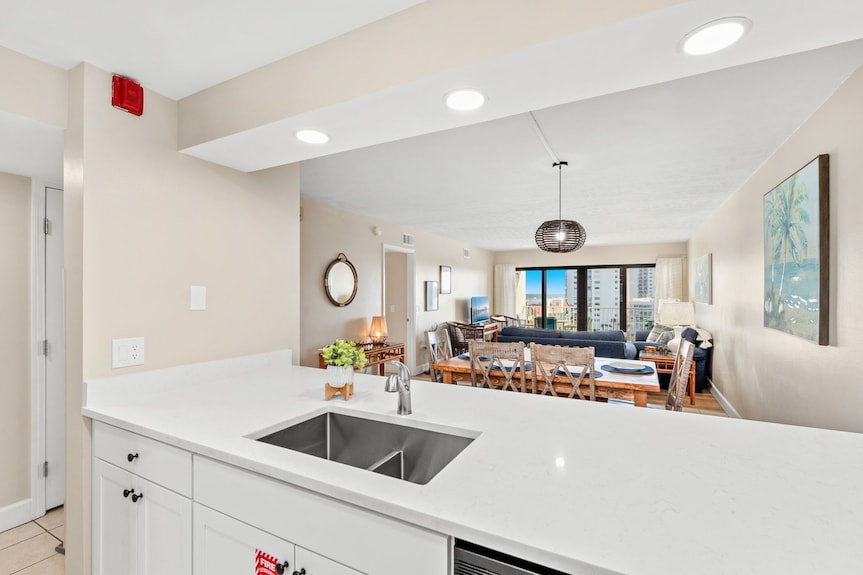 Sunrise At Sandcastles: Ocean View Condo W/heated Pool & Tennis Courts - Cocoa Beach, FL