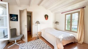5 bedrooms, free WiFi