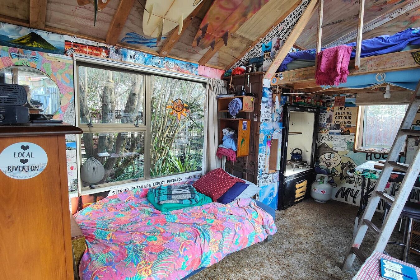 1 habitación y escritorio 