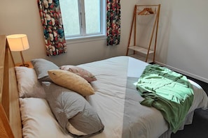 2 Schlafzimmer, Schreibtisch, WLAN