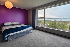 4 soverom, strykejern/-brett, reiseseng for barn og sengetøy