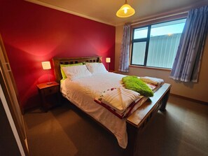 3 Schlafzimmer, Bügeleisen/Bügelbrett, WLAN, Bettwäsche