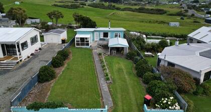 Riverton Beach Bliss Retreat