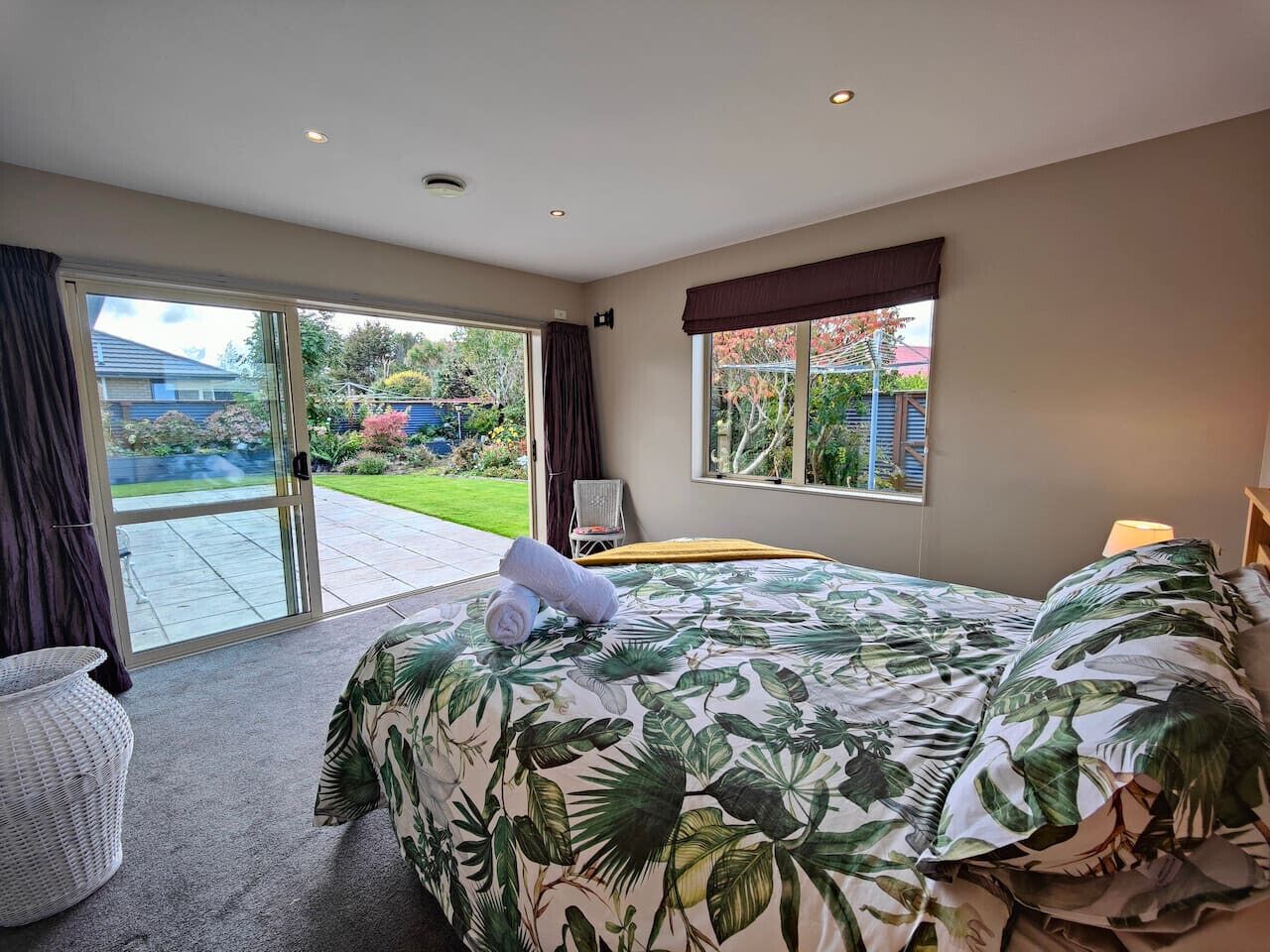 4 dormitoris, planxa i posts de planxar, un bressol de viatge i wifi 