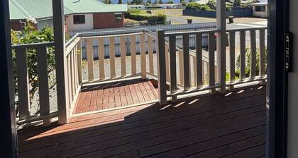 Te Anau Mountain Views