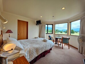 3 bedrooms, WiFi, bed sheets - Te Anau Dusky Delight (Te Anau)