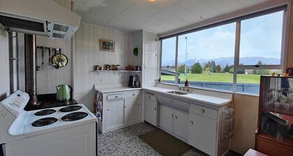 Te Anau Retro Retreat