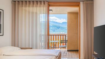 2 makuuhuonetta, silitysrauta/-lauta, ilmainen Wi-Fi, vuodevaatteet