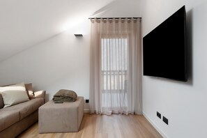 Fernseher