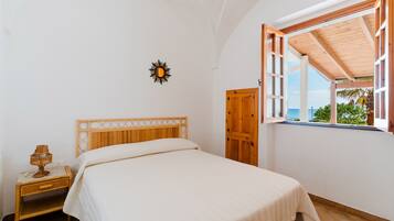 2 makuuhuonetta, vuodevaatteet