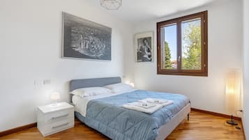 1 chambre, fer et planche Ă repasser, Wi-Fi gratuit, draps fournis