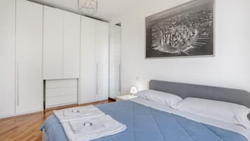 1 bedroom, iron/ironing board, free WiFi, bed sheets