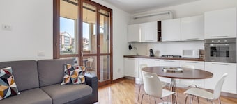 Apartment 'La Casa Di Cami' with Balcony and Wi-Fi