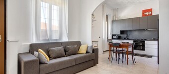 Apartment 'La Casa Del Gallo' with Balcony and Wi-Fi