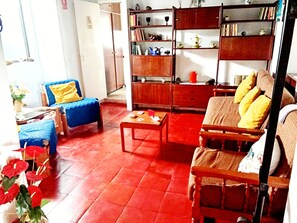 Télévision, cheminée