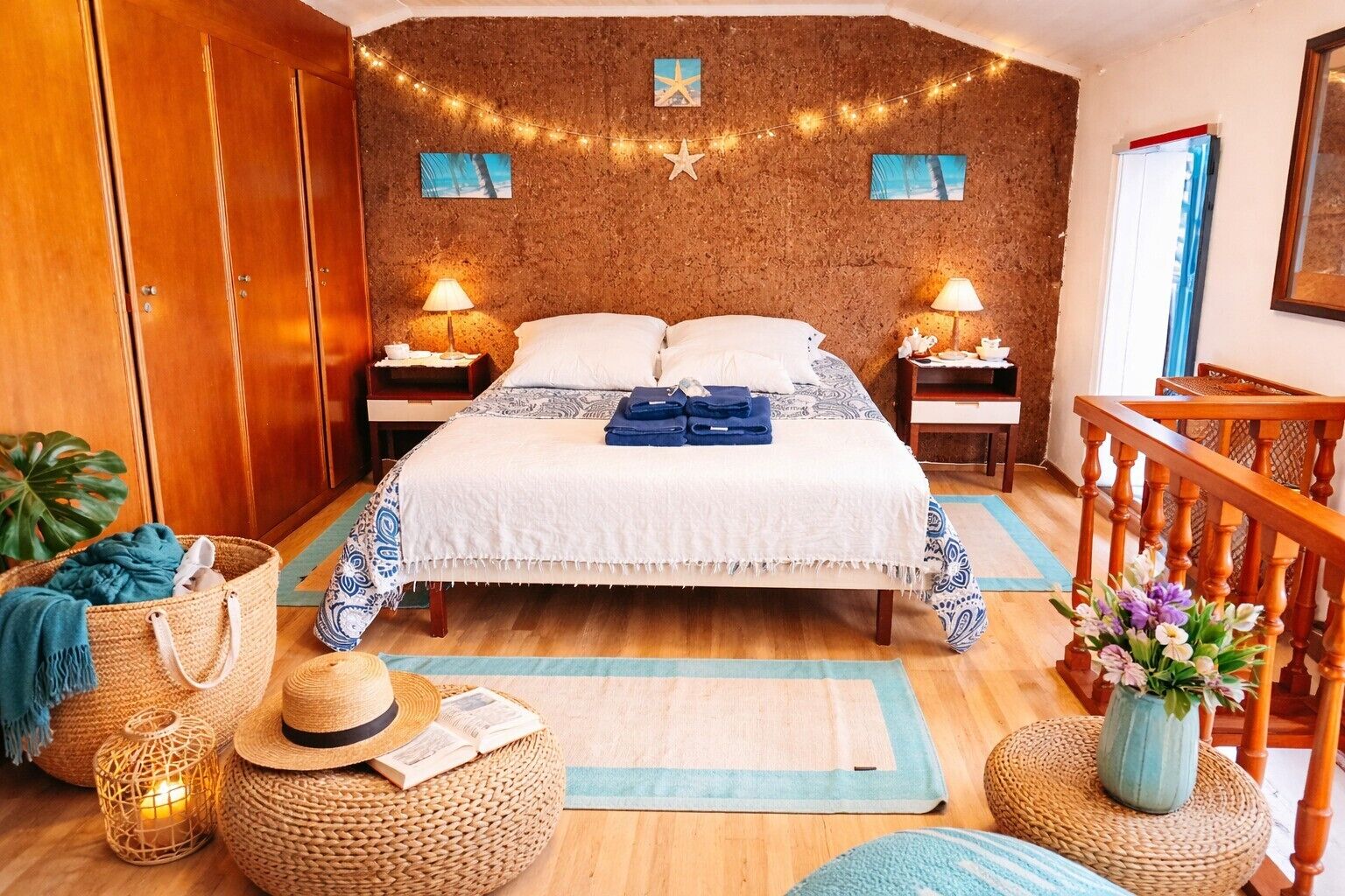 3 slaapkamers, een strijkplank/strijkijzer, gratis wifi, beddengoed