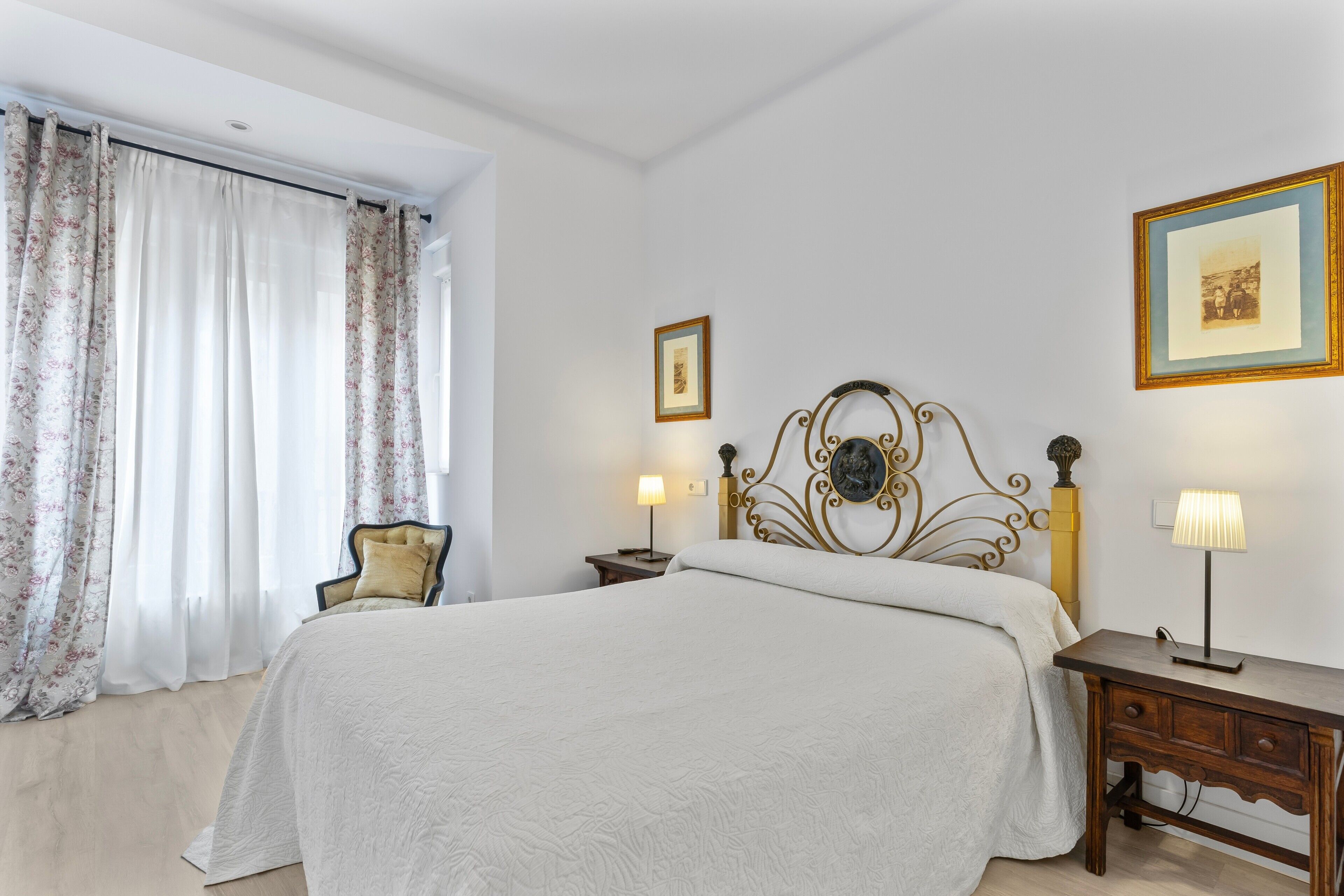 2 bedrooms, iron/ironing board, WiFi (free), bed sheets