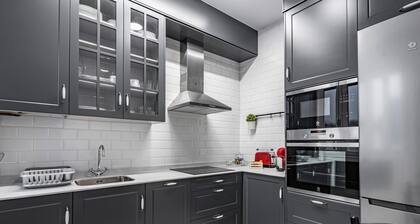 Apartment 'Diecinueve Treinta' with Private Terrace and Wi-Fi