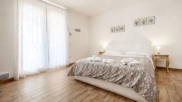 1 室のベッドルーム、WiFi (無料)、ベッドシーツ