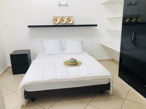 4 chambres, fer et planche Ă repasser, Wi-Fi gratuit