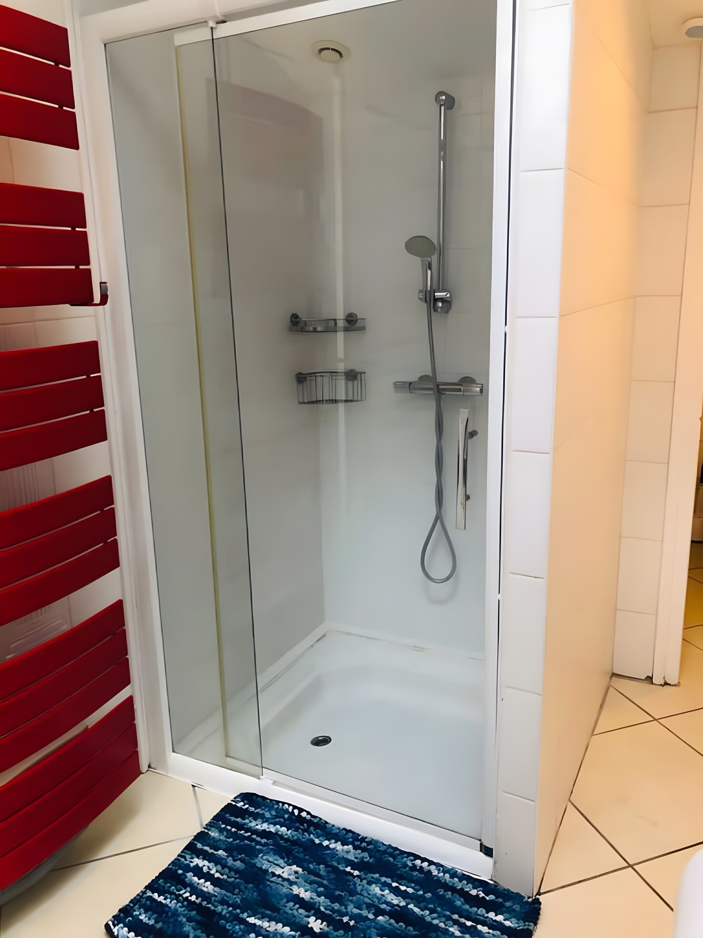 Dusche, Haartrockner