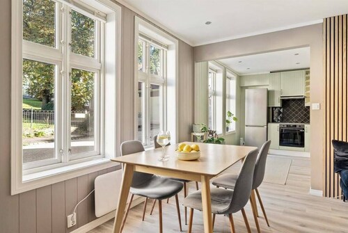 Central & Cozy apartment on Sandvikstorget - close to the city center!