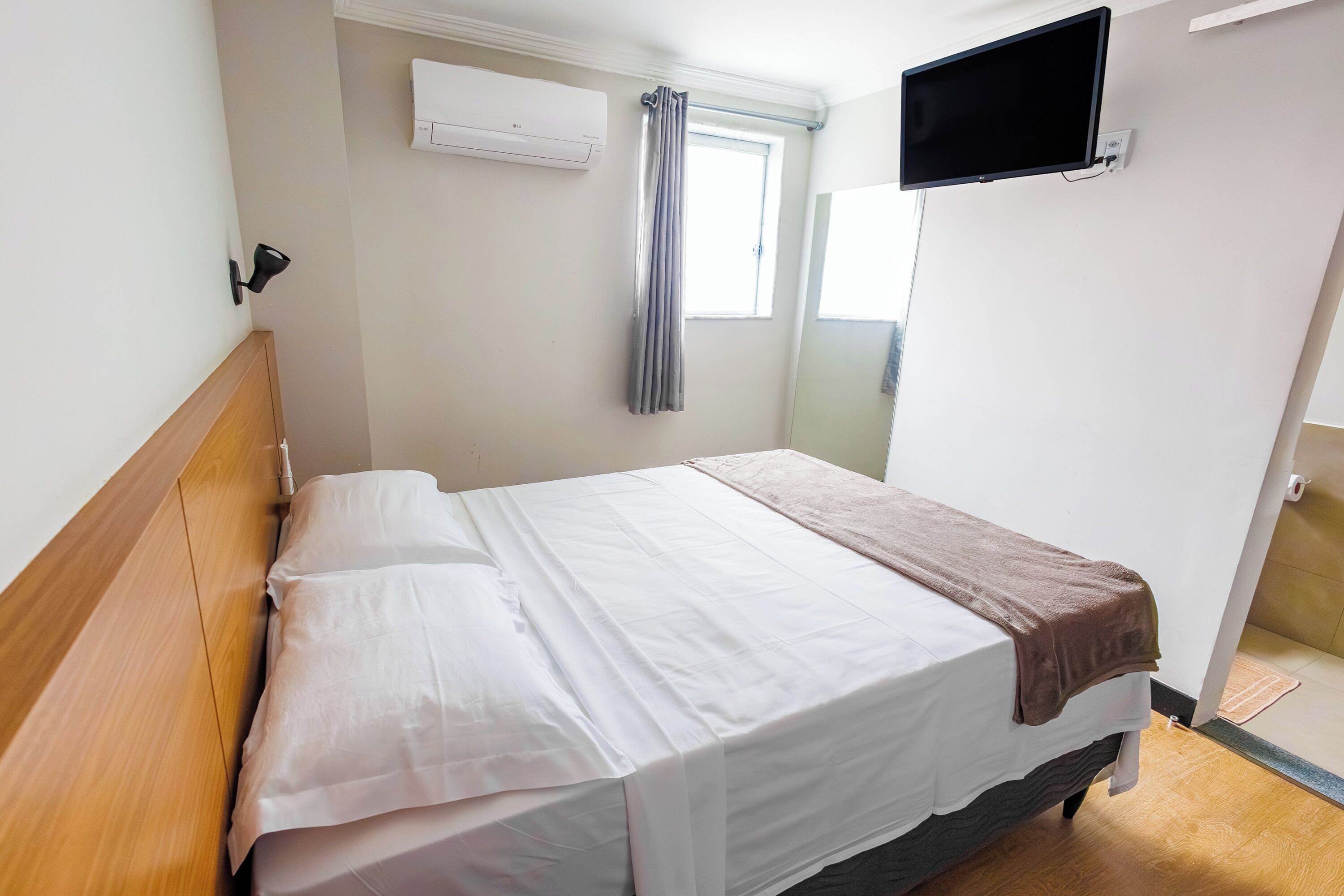 Wifi gratis y ropa de cama 