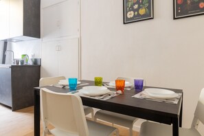 Dining - Stradivari Apartment (Milano)