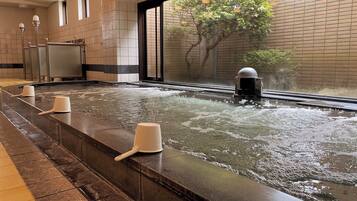 Baño termal público