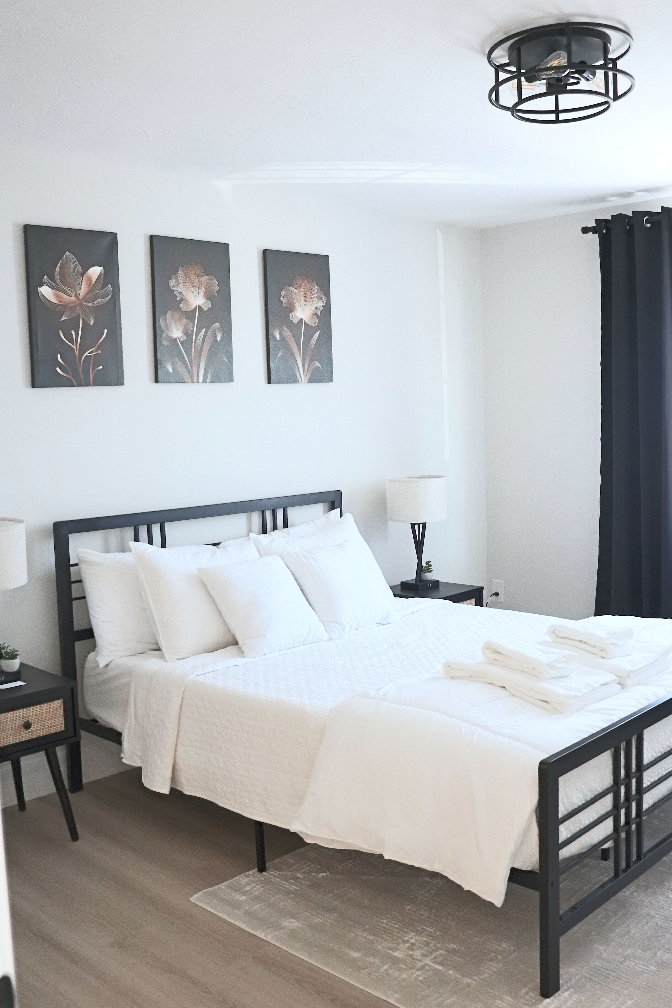 3 Schlafzimmer, Zimmersafe, Schreibtisch, Bügeleisen/Bügelbrett