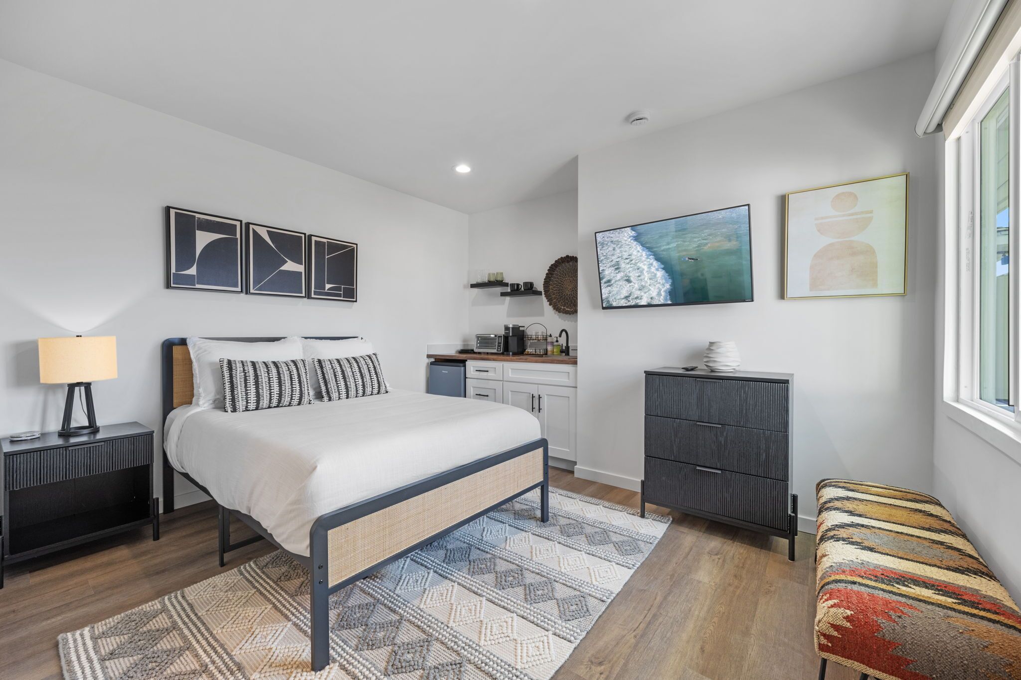 1 chambre, bureau, Wi-Fi gratuit, draps fournis