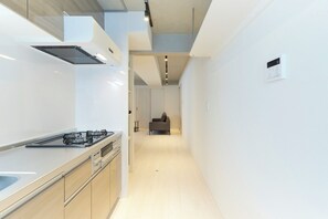 Appartement, non-fumeurs (B) | Cuisine privée | Réfrigérateur, micro-ondes, plaque de cuisson, bouilloire électrique