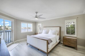3 quartos, ferros/tábuas de passar roupa, Wi-Fi, roupa de cama