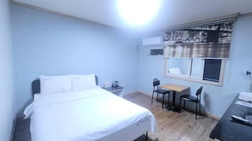 Basic Single Room | Free WiFi, bed sheets