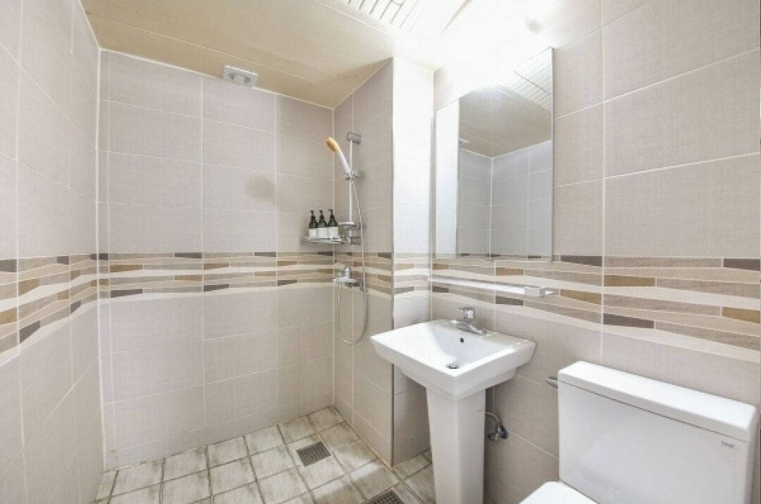 샤워 시설, 무료 세면용품, 헤어드라이어, 타월