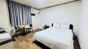 Basic-Einzelzimmer | Kostenloses WLAN, Bettwäsche