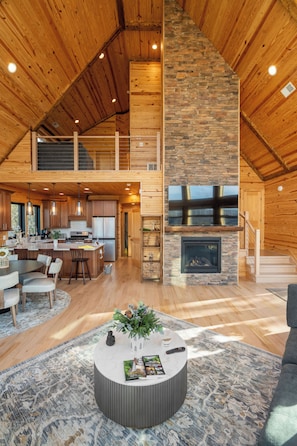Smart TV, fireplace, ping pong, books